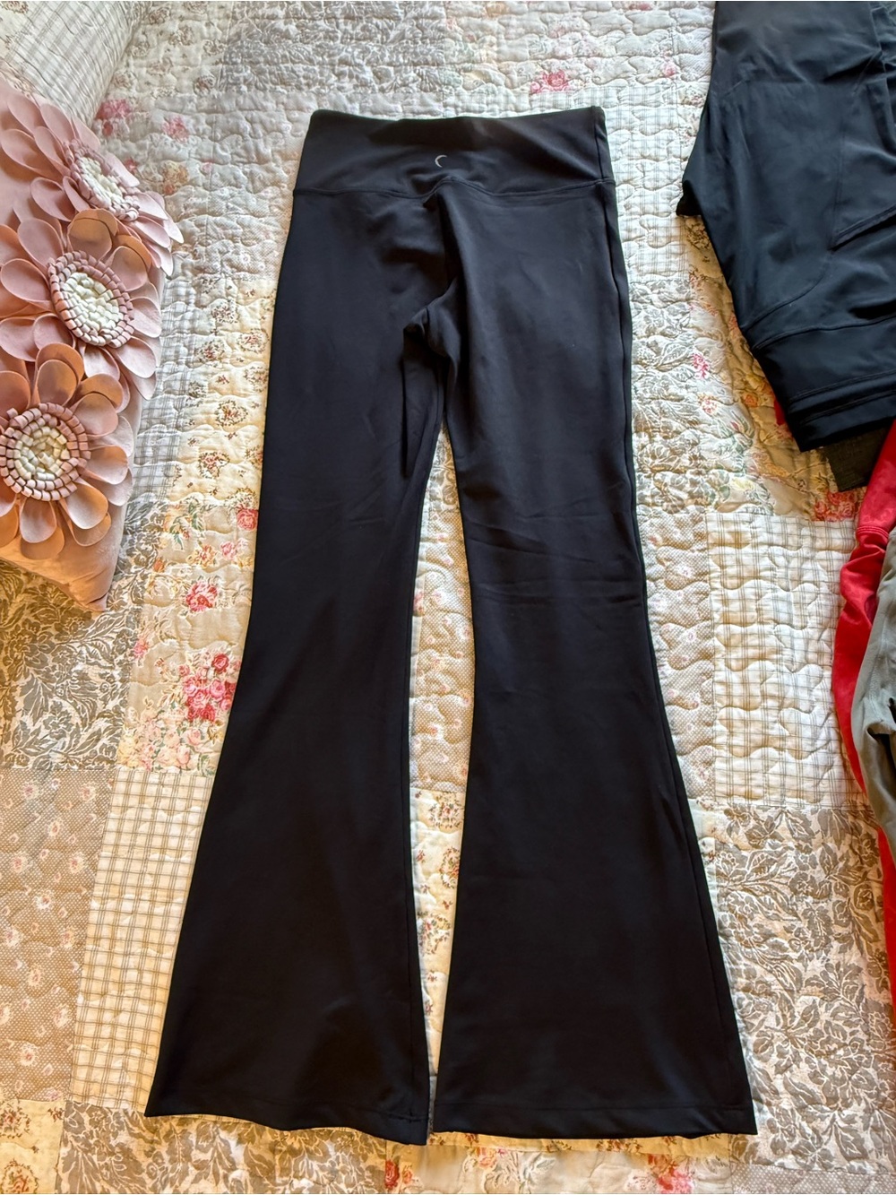 Zyia active LNT Black Flare Workout Leggings